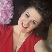 Profesora de CANTO
clases de iniciación al piano.
Pedagoga/Musicoterapeuta